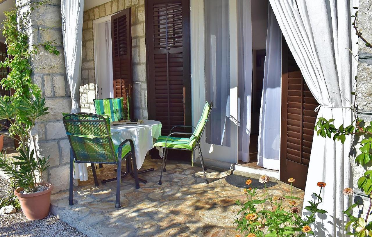 Apartments Zenko Rab Town Dış mekan fotoğraf