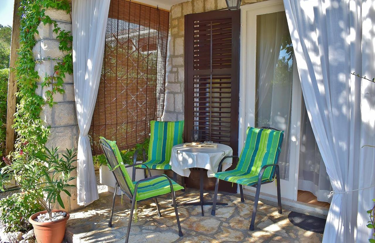Apartments Zenko Rab Town Dış mekan fotoğraf