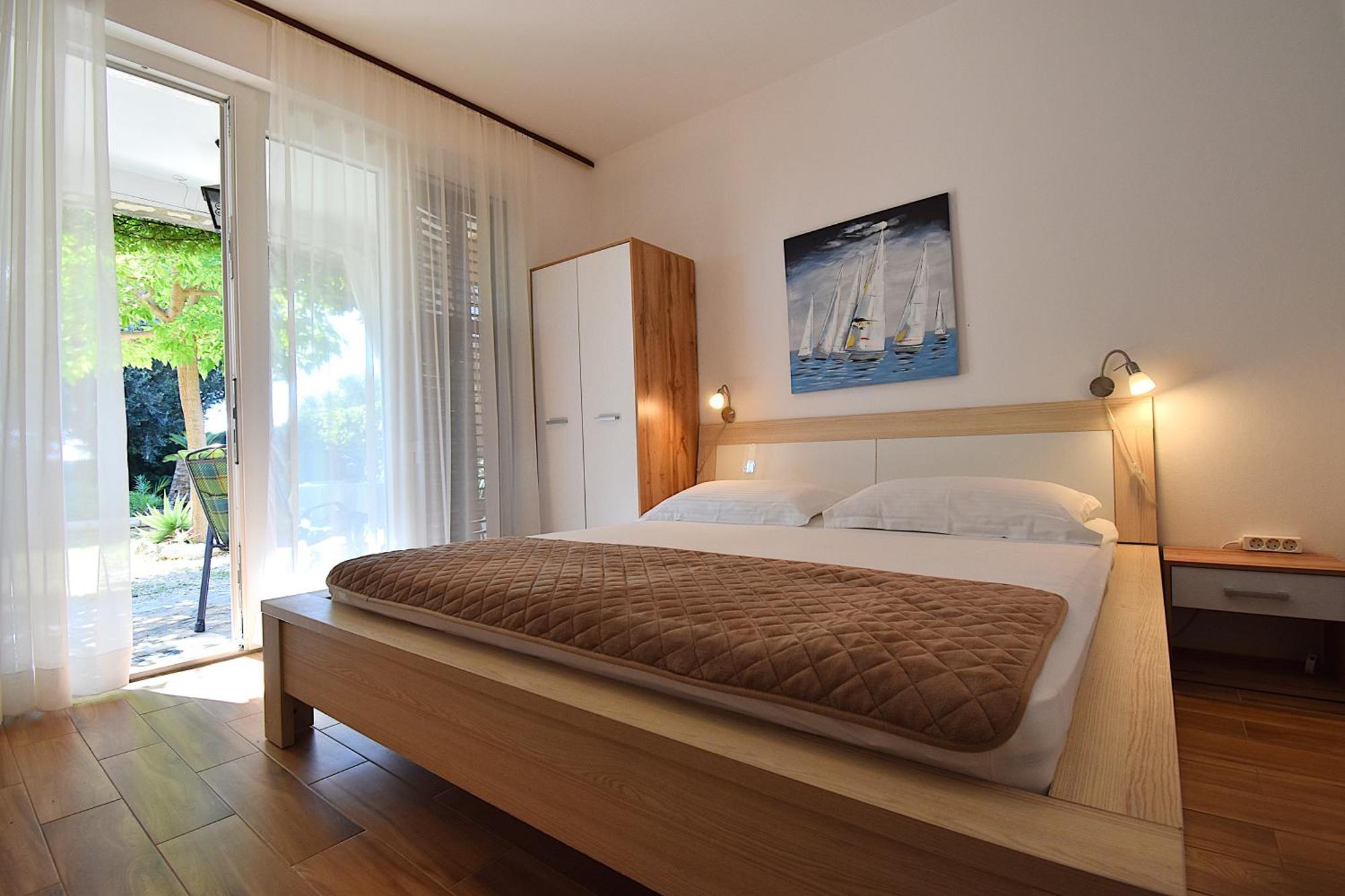Apartments Zenko Rab Town Dış mekan fotoğraf